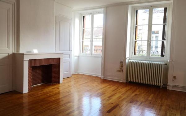 Appartement à louer    3 pièces •  Saint-Étienne