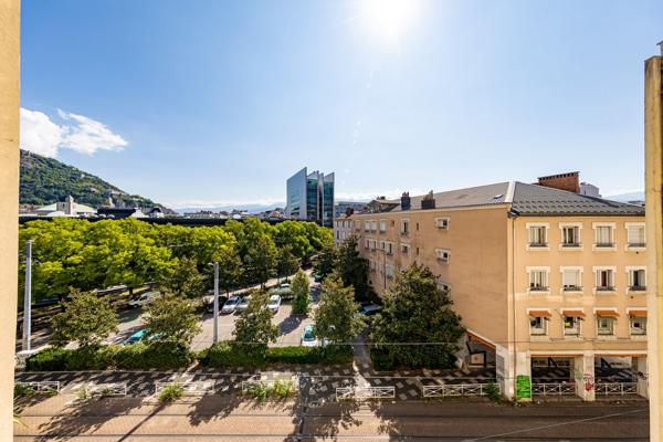 Appartement · Vente Grenoble (38000) 3 pièces · 67m²