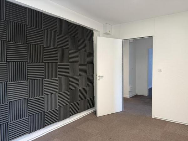 Location Bureau 149 77185 Lognes 831733