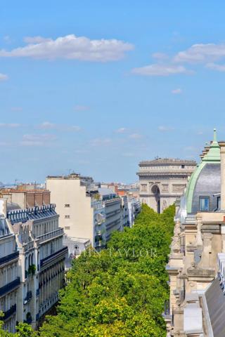 Penthouse avec toit terrasse, Place Victor Hugo - Paris 16
