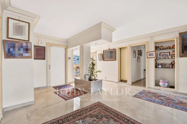 Penthouse avec toit terrasse, Place Victor Hugo - Paris 16