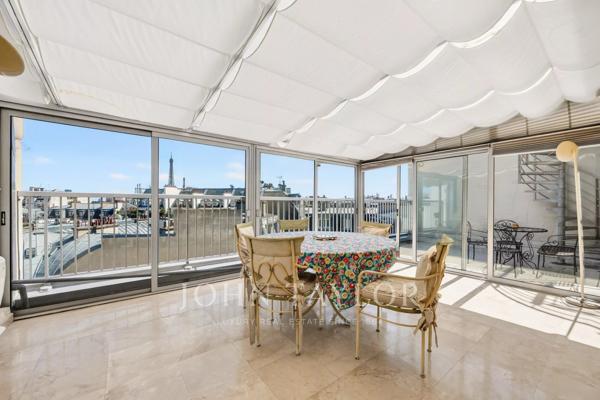 Penthouse avec toit terrasse, Place Victor Hugo - Paris 16