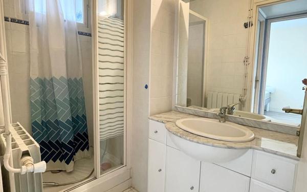 Appartement à vendre    3 pièces • 59 m2 Groslay