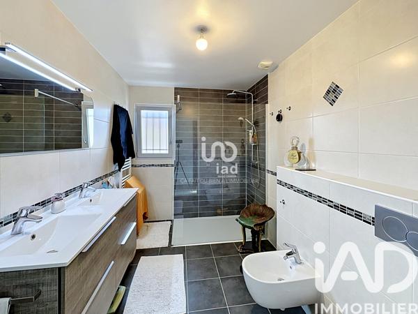 Maison à vendre 5 pièces 95 m² Viviers-du-Lac