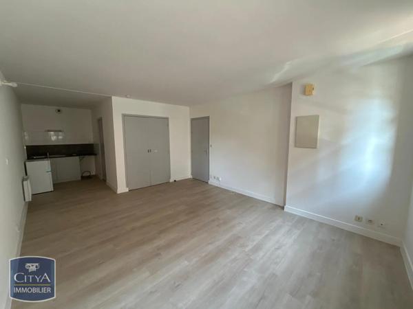 Appartement à louer 1 pièce 30.01m² Montauban (82000)