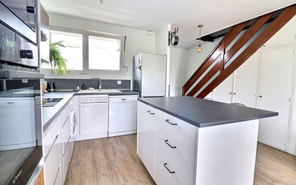 Appartement à vendre    4 pièces • 74,89 m2 Le Mée-sur-Seine