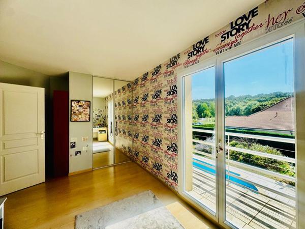 Maison Idron 7 pièce(s) 197 m2 environ