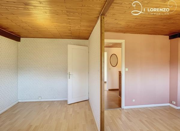 Maison à vendre 7 pièces avec garage sur grand sous-sol proche de NOVALAISE (73)