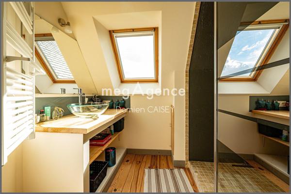 Maison à PLEUMEUR-BODOU, 22560 - 6 pièces 160m²