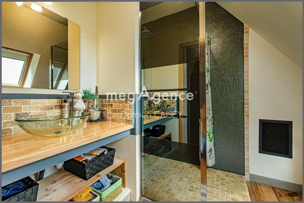 Maison à PLEUMEUR-BODOU, 22560 - 6 pièces 160m²