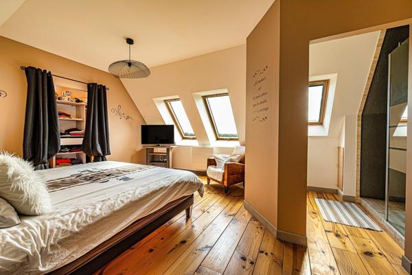 Maison à PLEUMEUR-BODOU, 22560 - 6 pièces 160m²