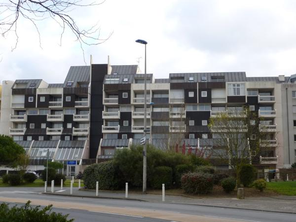 Place de parking en sous-sol sécurisé – Quartier des Minimes, La Rochelle