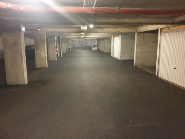Place de parking en sous-sol sécurisé – Quartier des Minimes, La Rochelle