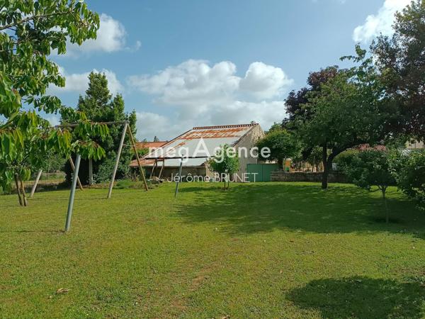 Maison à NALLIERS, 85370 - 7 pièces 194m²