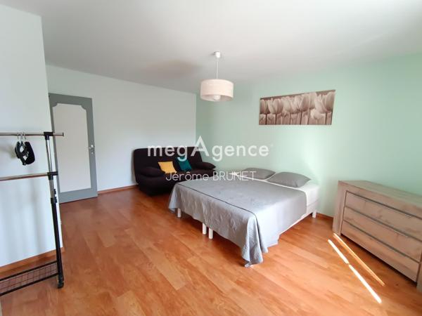 Maison à NALLIERS, 85370 - 7 pièces 194m²