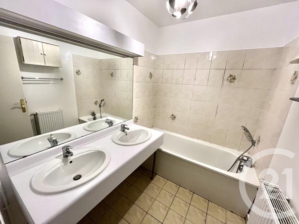 Appartement F3 à vendre  3 pièces - 65,57 m2 BUSSY ST GEORGES - 77