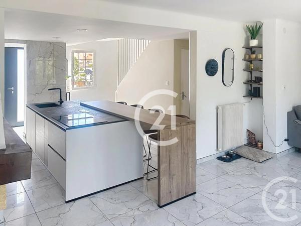 Maison à vendre  5 pièces - 110 m 2   ELNE  - 66