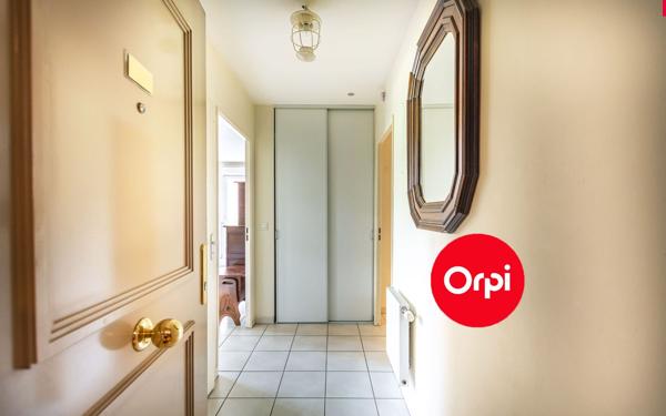 Appartement à vendre    3 pièces • 60 m2 Saint-Priest