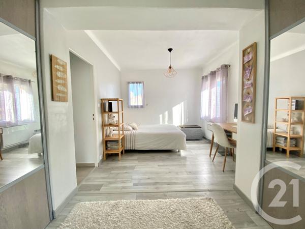 Maison à vendre  5 pièces - 128 m2 ST MITRE LES REMPARTS - 13