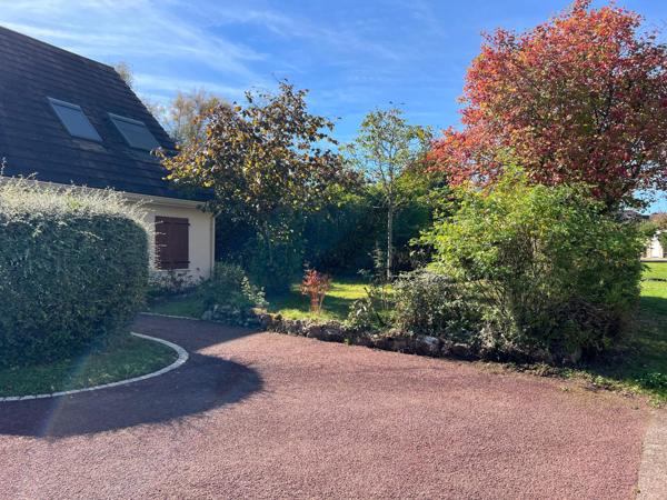 Maison Traditionnelle 130 m2 6 Chambres Terrain  772 m2