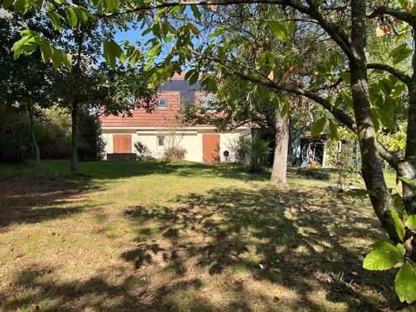 Maison Traditionnelle 130 m2 6 Chambres Terrain  772 m2