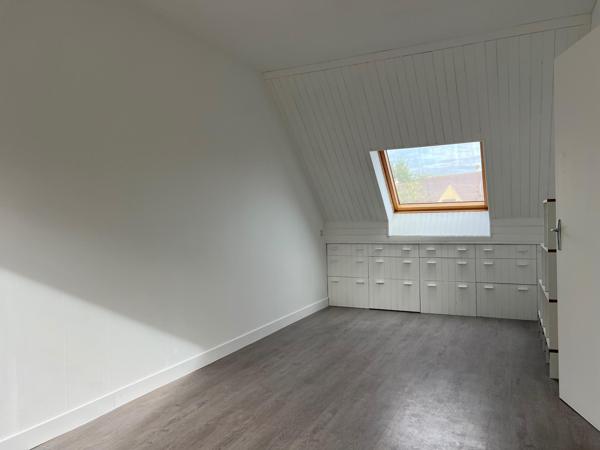 Maison Traditionnelle 130 m2 6 Chambres Terrain  772 m2