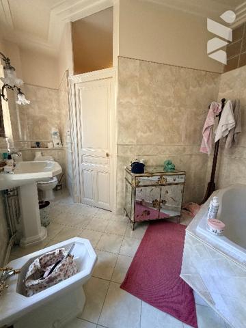 Belle maison ancienne à VICHY