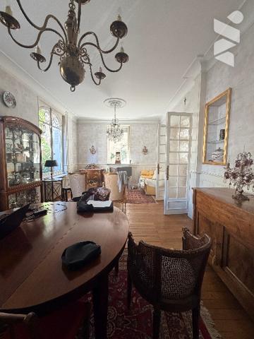 Belle maison ancienne à VICHY