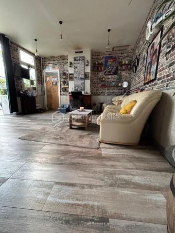 Immeuble mixte de 140 m²