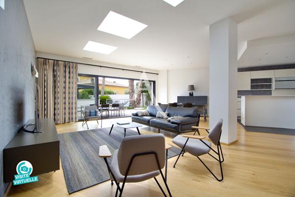 LATTES - VILLA CONTEMPORAINE - 2016 - 175 m² - 5 CHAMBRES - PISCINE TRADITIONNELLE - GARAGE - LOCAL À VÉLOS