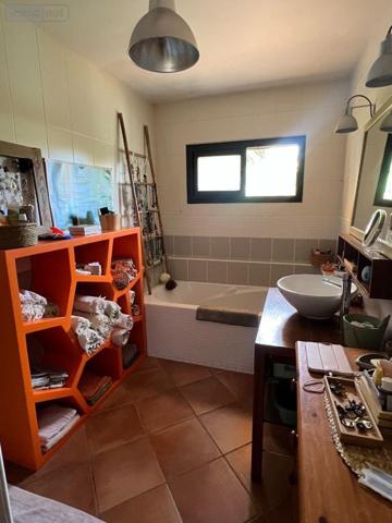 Maison rurale à vendre à La-Montagne à la Réunion (97417), ref : 97404/5