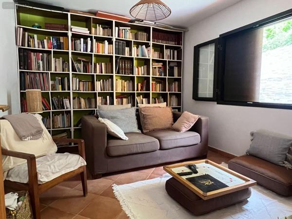 Maison rurale à vendre à La-Montagne à la Réunion (97417), ref : 97404/5