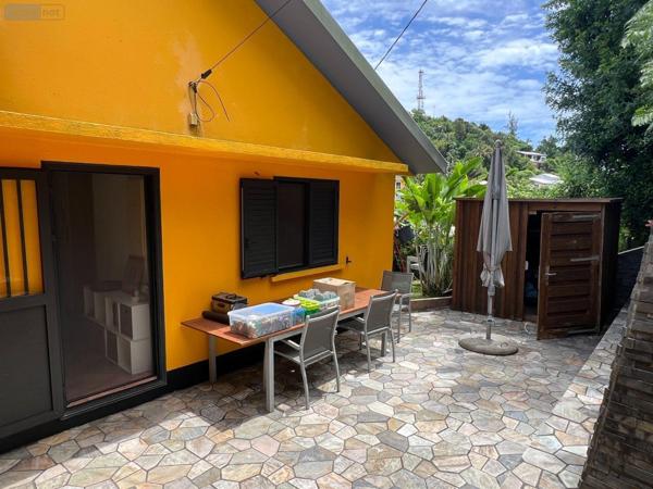 Maison rurale à vendre à La-Montagne à la Réunion (97417), ref : 97404/5