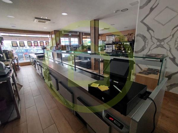 Local commercial à CANNES (06400)