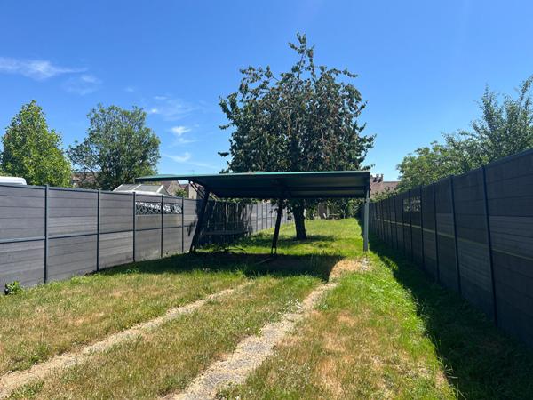 LES GRANGES LE ROI - Terrain à bâtir