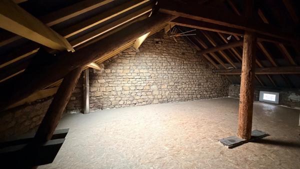 Ensemble immobilier maison d'habitation de prestige et bureaux