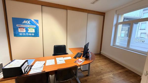 Ensemble immobilier maison d'habitation de prestige et bureaux