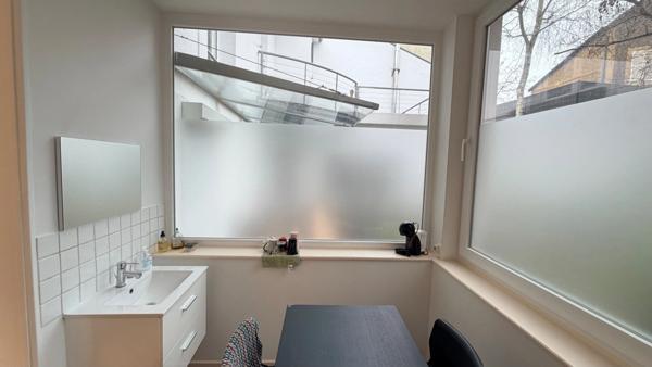 Ensemble immobilier maison d'habitation de prestige et bureaux