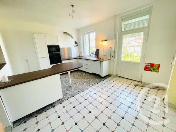 Maison à vendre  8 pièces - 133 m2 MONTDIDIER - 80