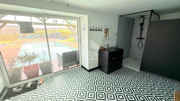 Maison La Baconniere 6 pièce(s) 189.91 m2