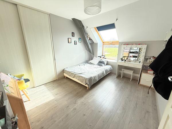 Maison La Baconniere 6 pièce(s) 189.91 m2