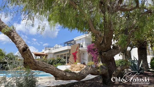 Appartement T3 en toit terrasse avec piscine