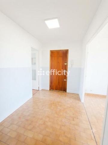 Appartement
         4 pièces
        - 85 m² Exclusivité 199 000 € *