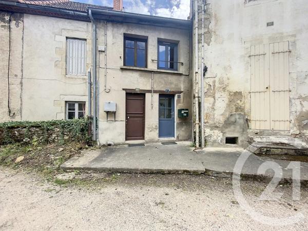 Immeuble à vendre  200 m 2   VARENNES SUR ALLIER  - 03