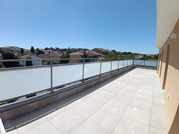 Appartement T4 de 86 m² avec deux terrasses de 23,30 m² et 22 m² et 2 places de parking