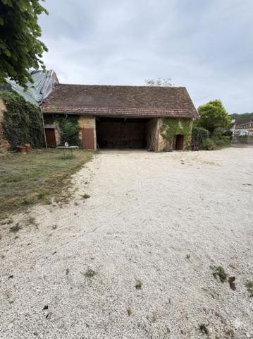 PROCHE DE SARLAT DEMEURE DE CARACTÈRE