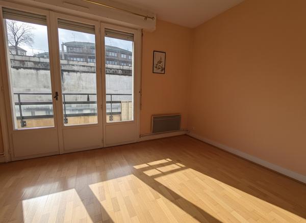 À vendre : Appartement 3 pièces à Rodez - Quartier Camonil