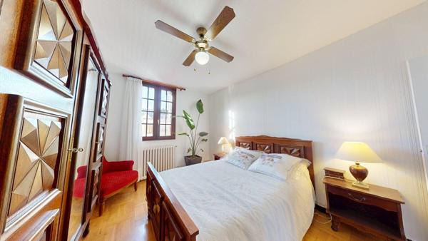 Maison de 82m² - 2 chambres possible 3 - Rond point 