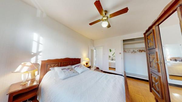 Maison de 82m² - 2 chambres possible 3 - Rond point 