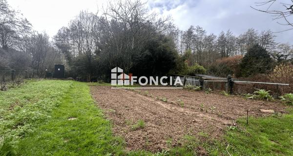 À vendre Maison 6 pièces 199 m² - Croutelle 86240